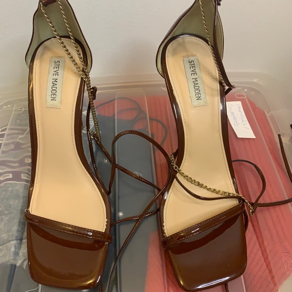 Steve Madden Strappy wrap around sandals - Picture 1 of 4
